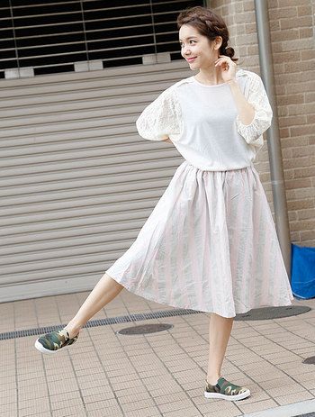 直條紋裙子 　裙子穿搭